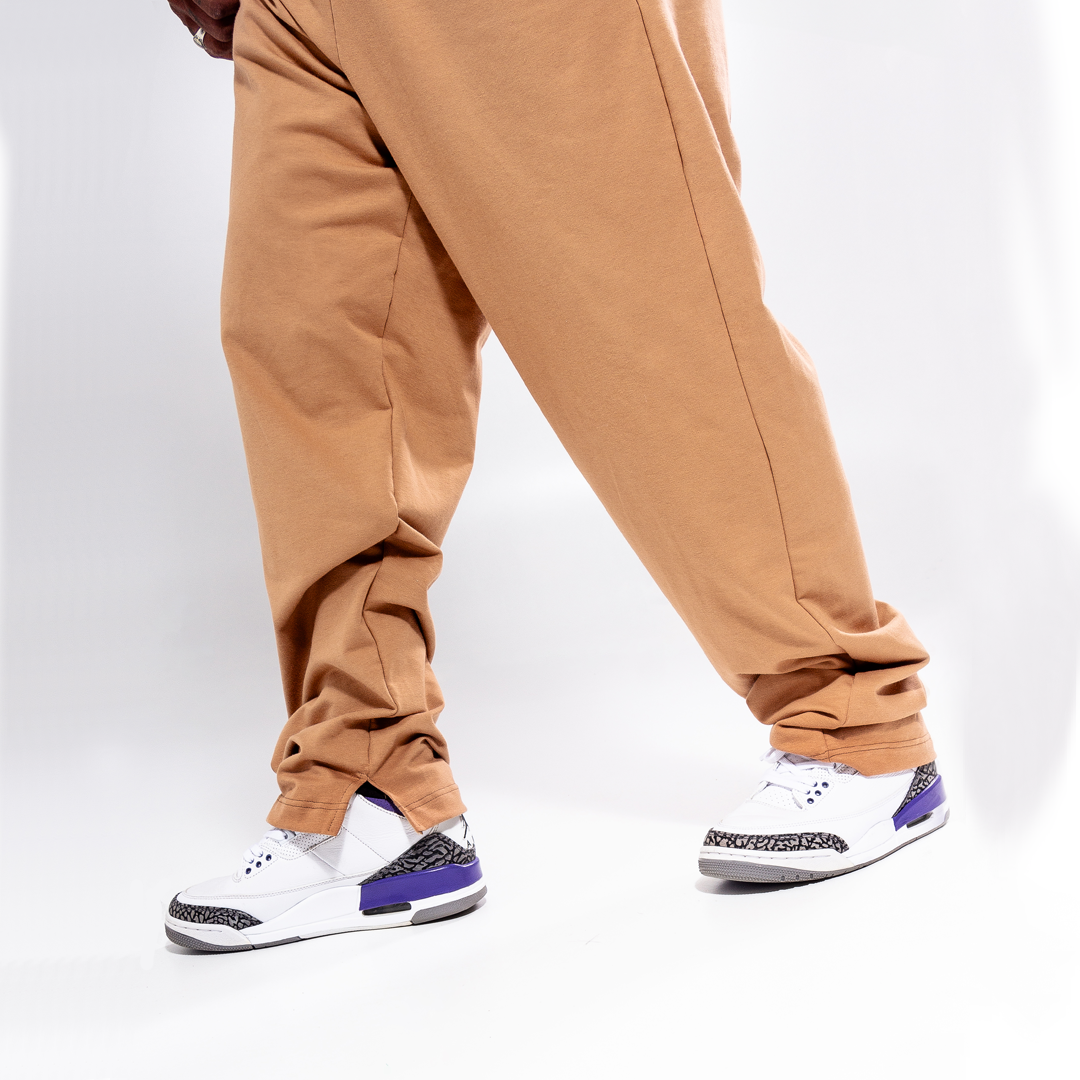 Calça reta Caramelo