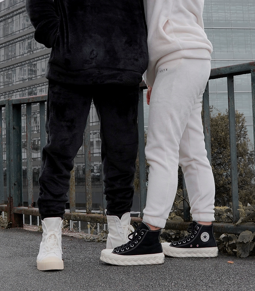 Calça em Pele Sintética