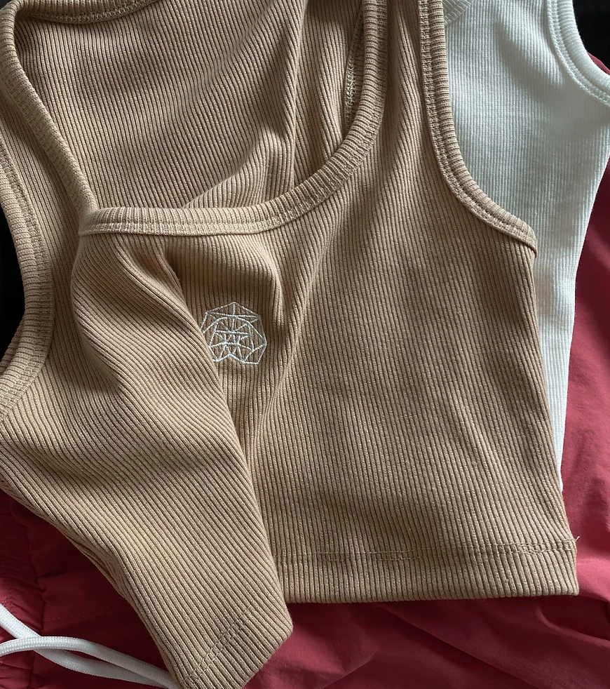 Regata canelada cropped