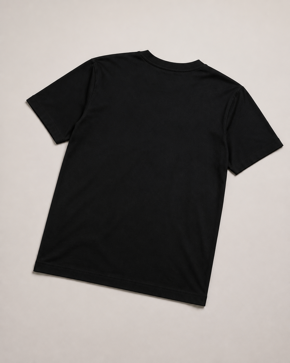 Camiseta Básica Preta costas